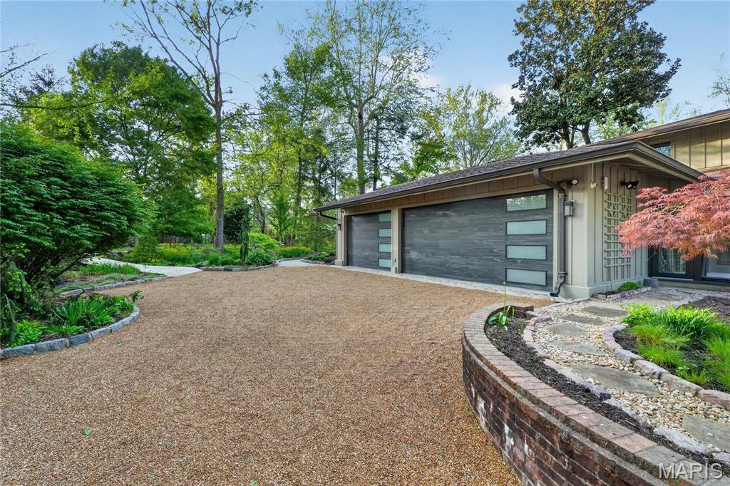 Von Schrader Estate - Residential