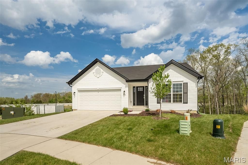 Photo of 342 Cumberland Court, Truesdale, MO 63380 (MLS # 26023665)