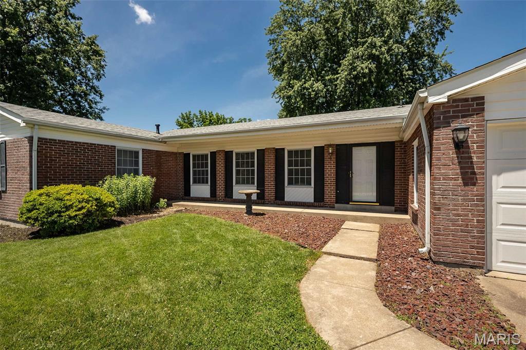 3867 Watersedge Drive