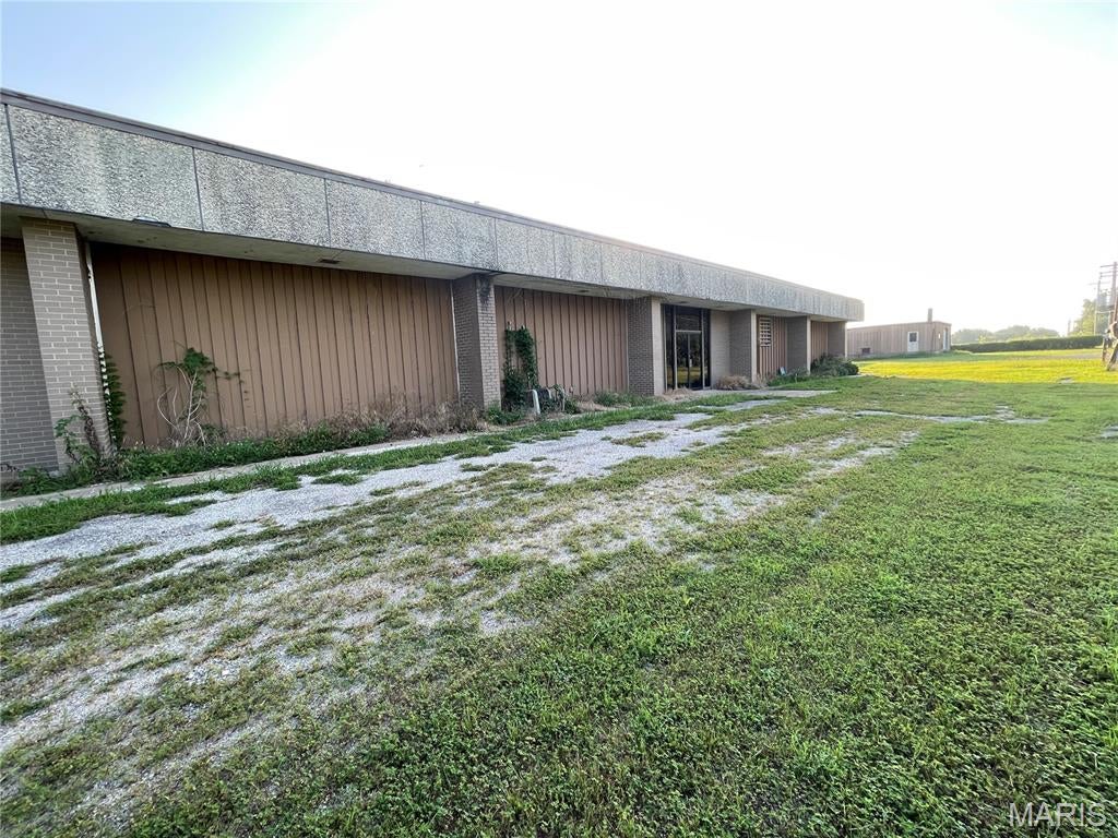 1260 Lehman Drive