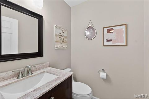 Tiny photo for 631 Loehr Estates Drive, Ballwin, MO 63021 (MLS # 26016093)