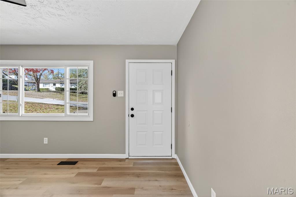 5102 Ville Donna Lane