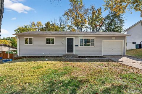 5102 Ville Donna Lane Hazelwood MO 63042