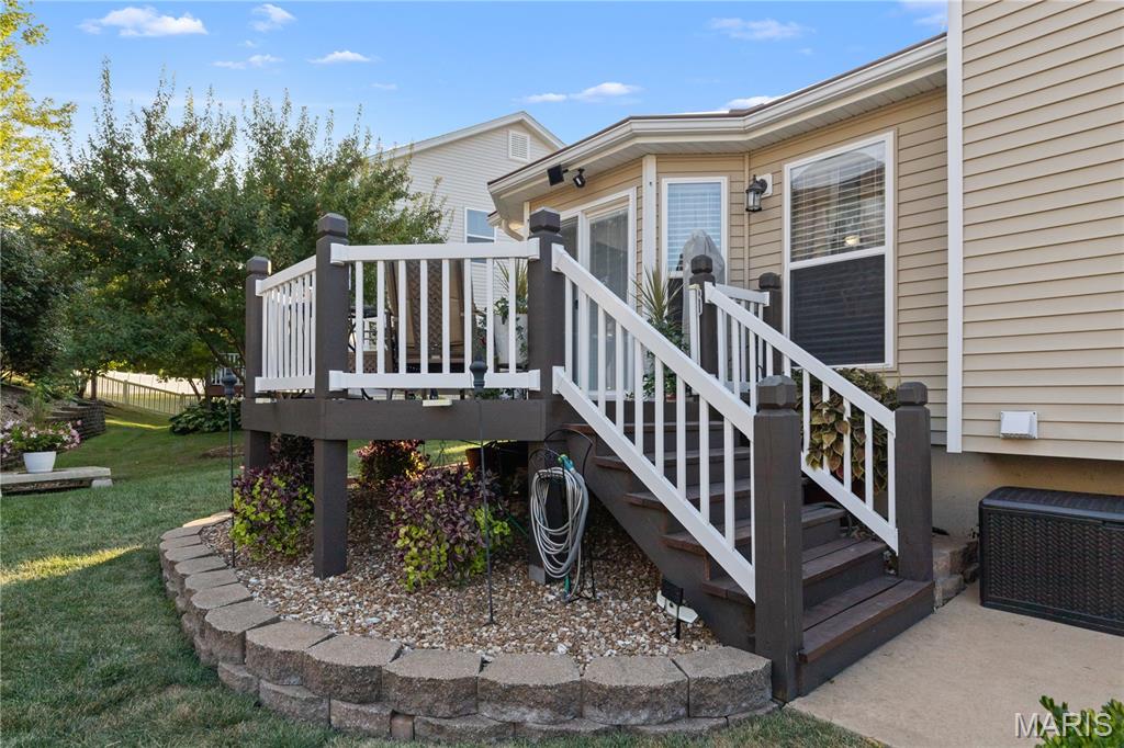 St Peters, Missouri 63376, United States, 3 Bedrooms Bedrooms, ,2 BathroomsBathrooms,Residential,Pending,202775