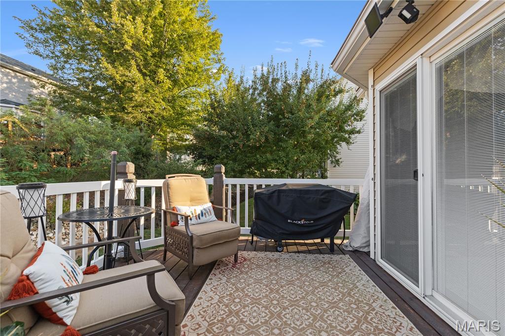 St Peters, Missouri 63376, United States, 3 Bedrooms Bedrooms, ,2 BathroomsBathrooms,Residential,Pending,202775