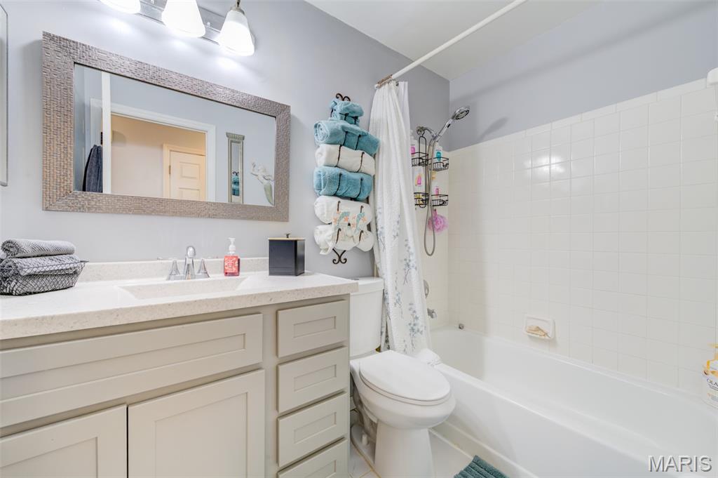 Autumn Lakes Seven Condo - Residential