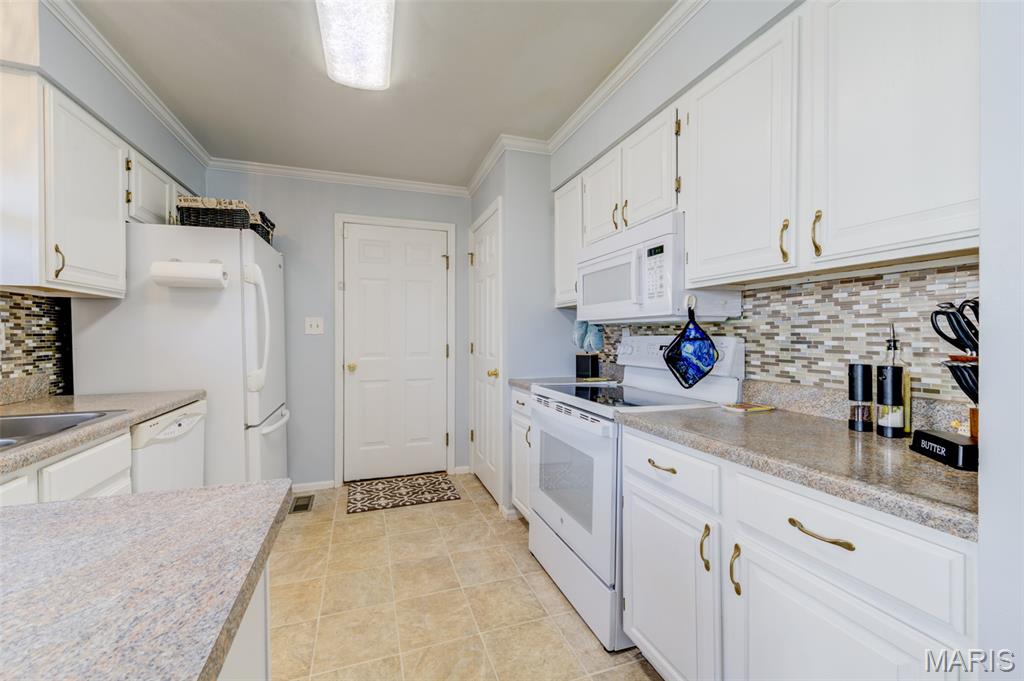 Autumn Lakes Seven Condo - Residential