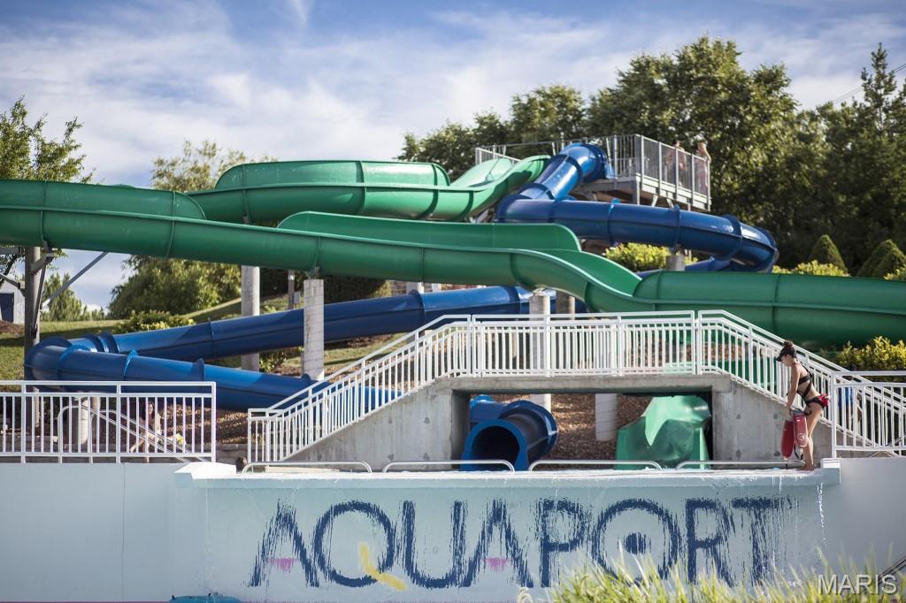 Autumn Lakes Seven Condo - Residential