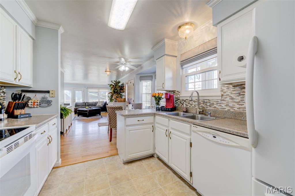 Autumn Lakes Seven Condo - Residential