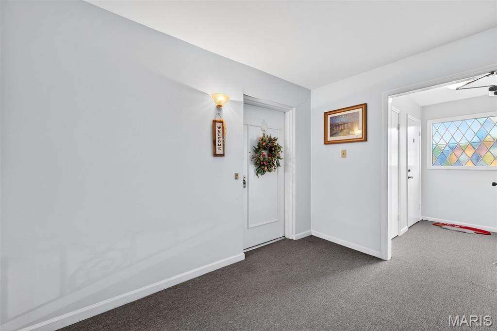 Chateau De Ville Sec 5 Condo - Residential