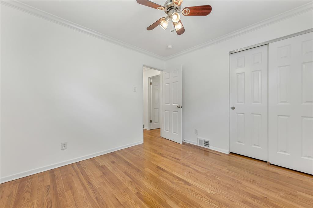 Sunset Hills, Missouri 63127, United States, 2 Bedrooms Bedrooms, ,2 BathroomsBathrooms,Residential,Pending,129817