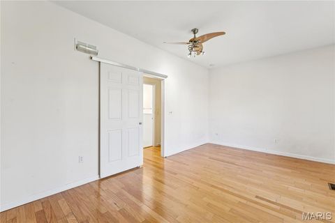 Tiny photo for 917 Oak Glen Manor Court, Kirkwood, MO 63122 (MLS # 26013158)