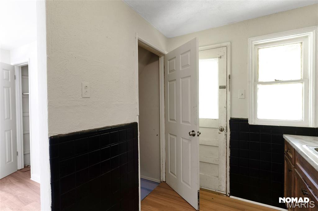 Hanley Hills - Residential Lease