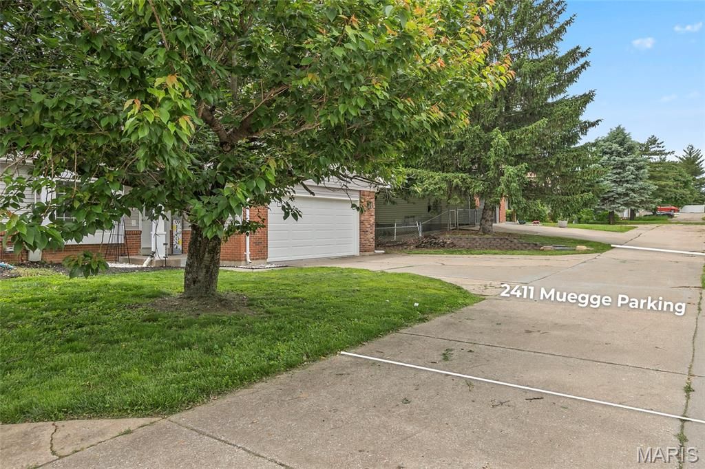 Photo of 2411 Muegge Road, St Charles, MO 63303 (MLS # 26026902)