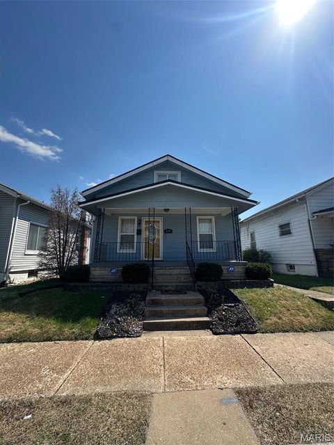 Photo of 748 Ponce Avenue, St Louis, MO 63147 (MLS # 26018690)