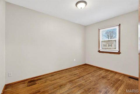 Tiny photo for 4421 Ashby Road, St Ann, MO 63074 (MLS # 26018588)