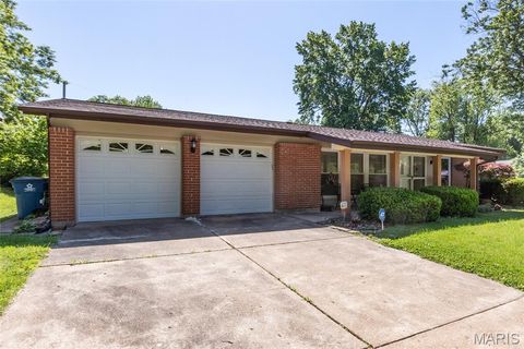 Tiny photo for 1204 Hobson Drive, Ferguson, MO 63135 (MLS # 26029272)