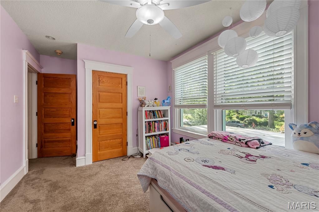 Oak Terrace - Residential