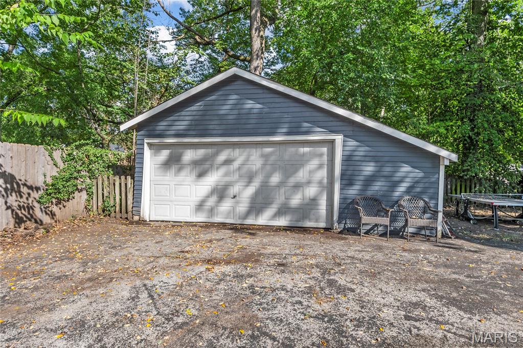 Oak Terrace - Residential