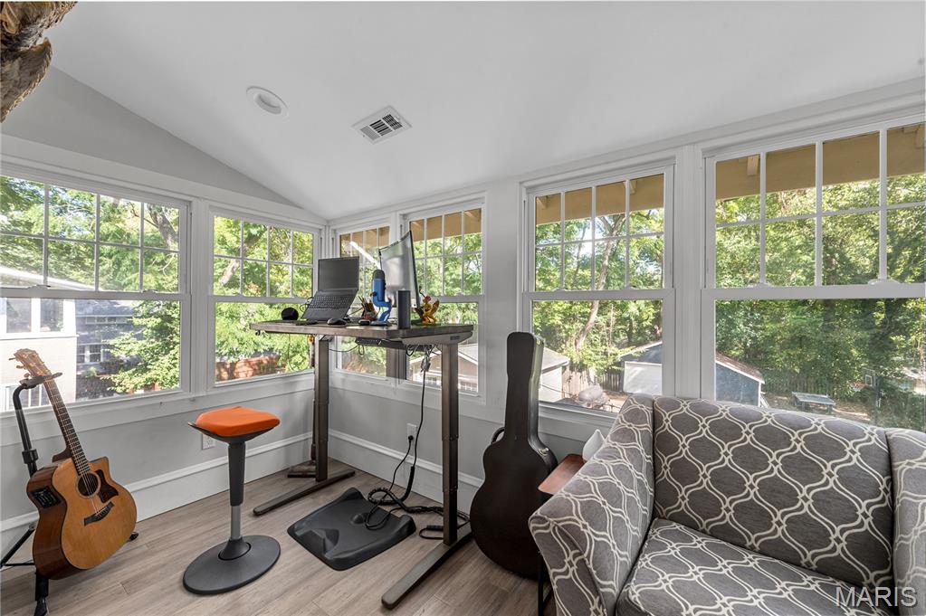 Oak Terrace - Residential