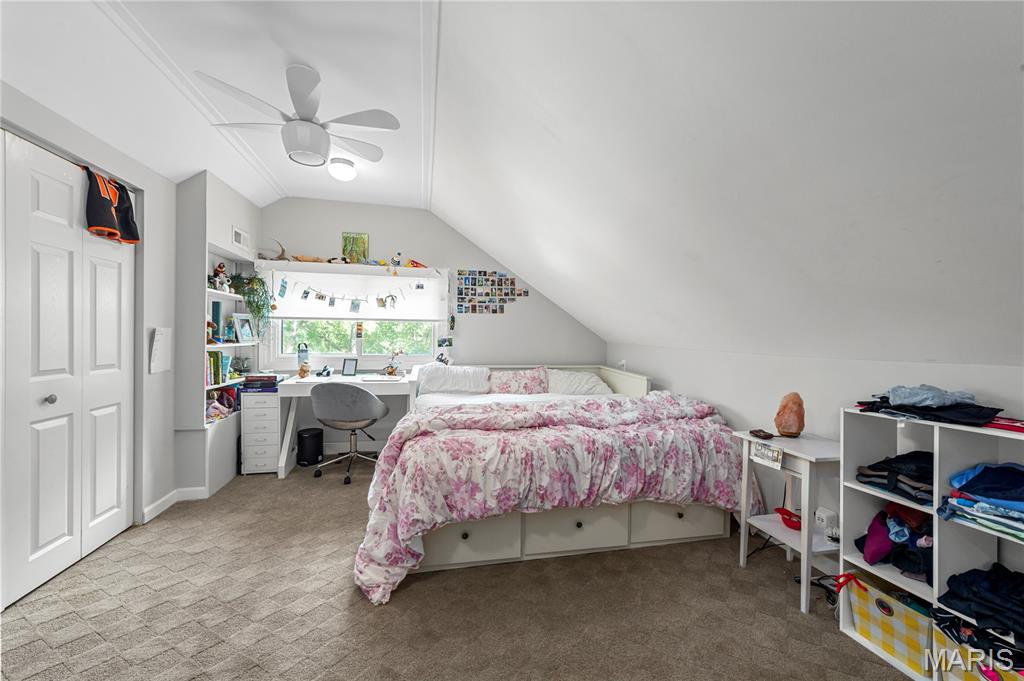 Oak Terrace - Residential