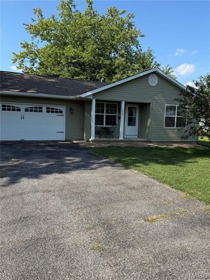 705 E WASHINGTON AVE, GREENVILLE, IL 62246 - Image 63bcbf486aba11b07e63d24e7dfd0e74/288052641