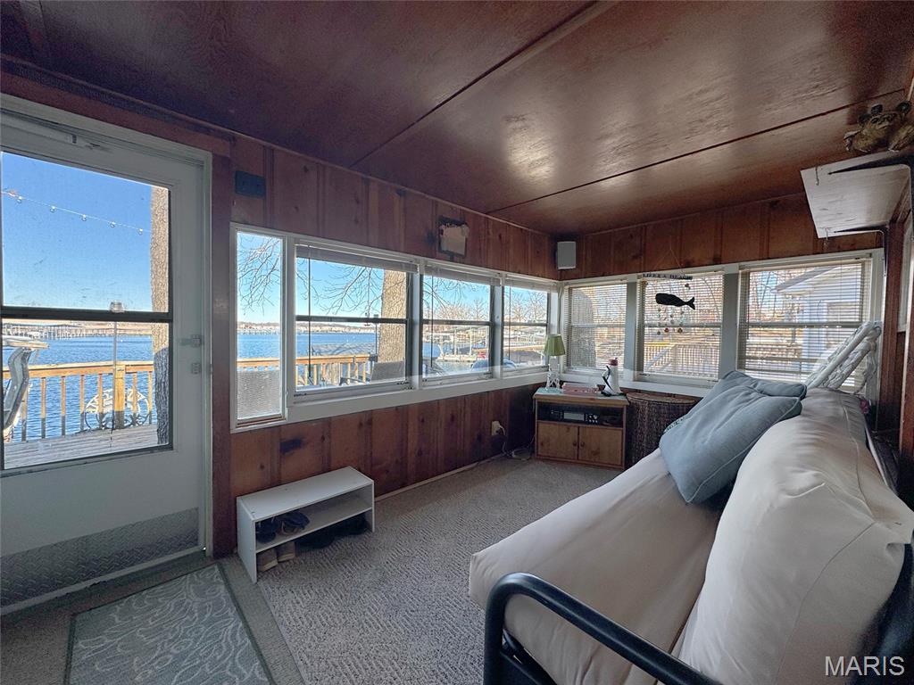 Vacation Hid-A-Way - Residential