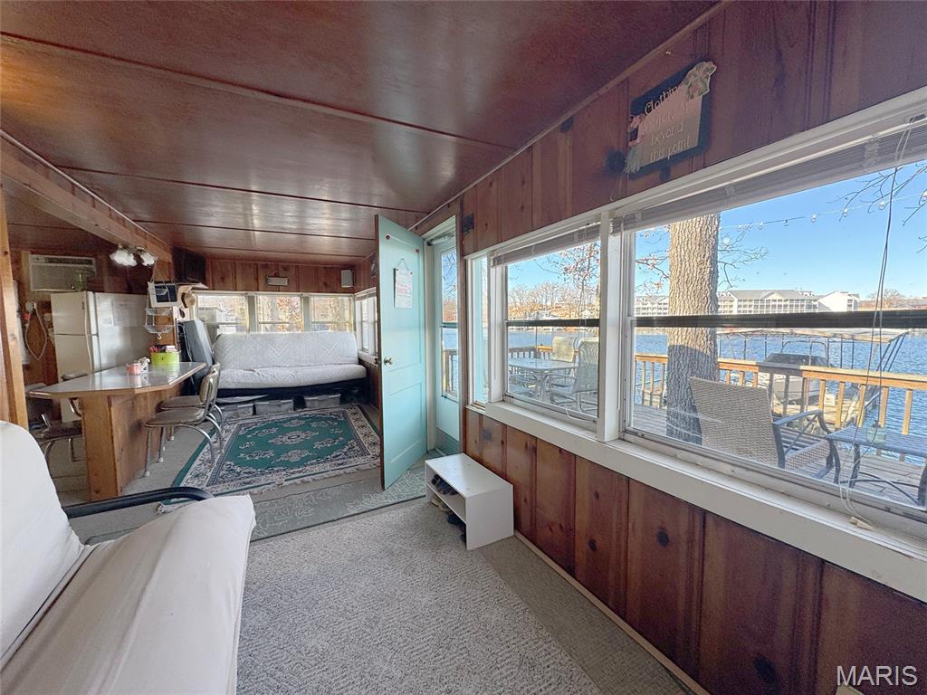 Vacation Hid-A-Way - Residential