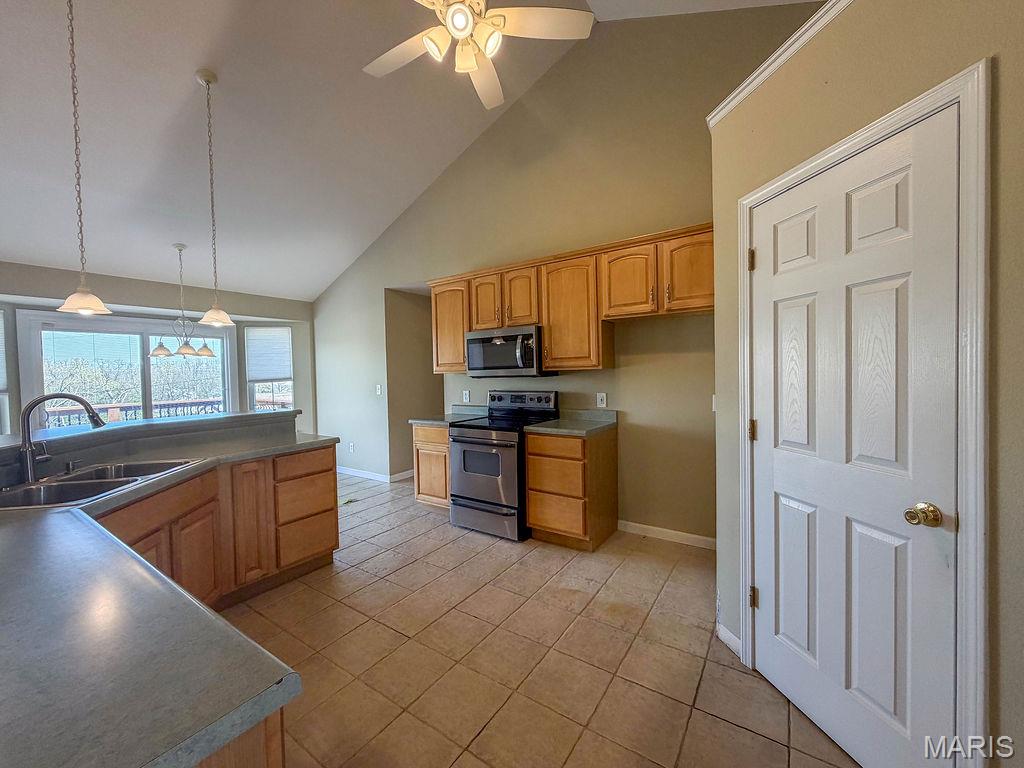Camelot Estates - Residential Lease