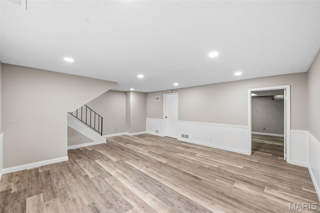 Kiefer Creek Condo - Residential