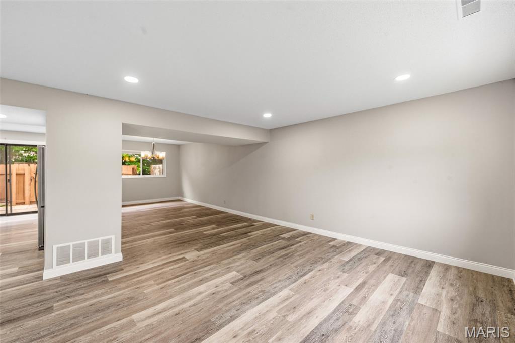 Kiefer Creek Condo - Residential