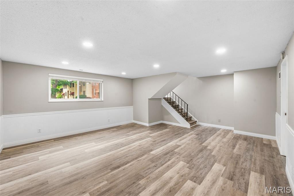 Kiefer Creek Condo - Residential