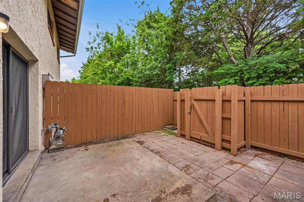 Kiefer Creek Condo - Residential