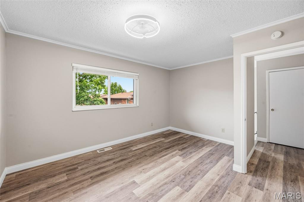 Kiefer Creek Condo - Residential