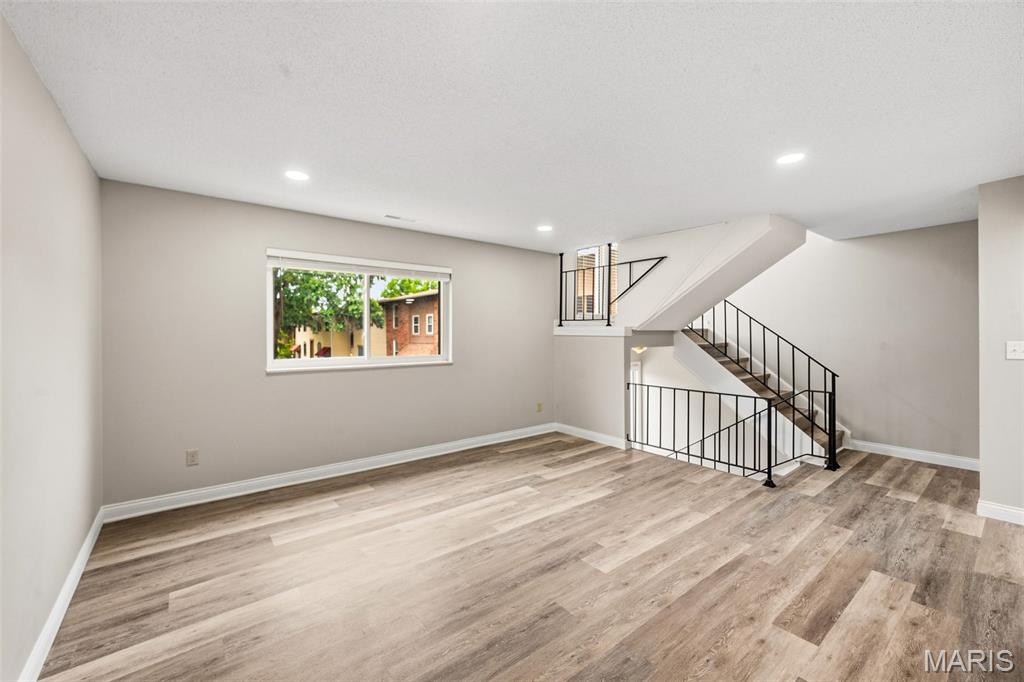 Kiefer Creek Condo - Residential