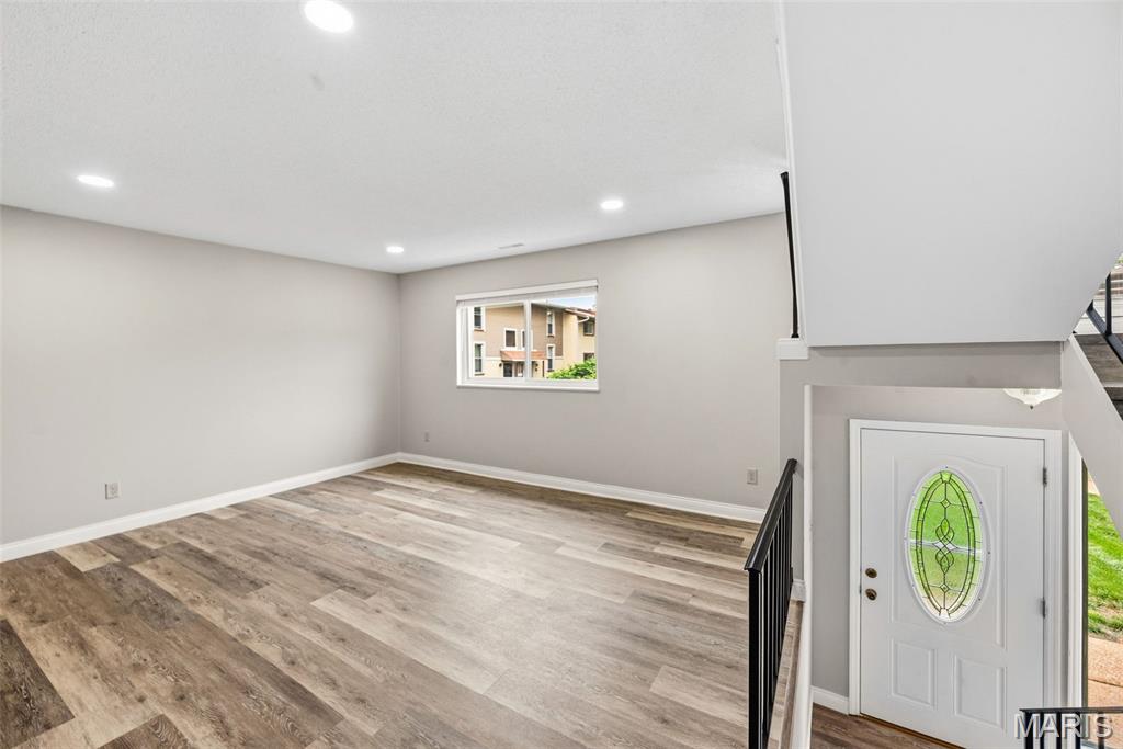 Kiefer Creek Condo - Residential