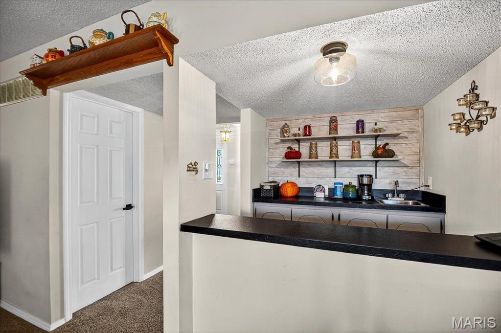 St Peters, Missouri 63376, United States, 4 Bedrooms Bedrooms, ,3 BathroomsBathrooms,Residential,Pending,208295