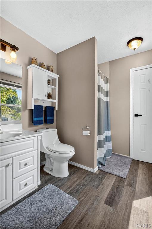 St Peters, Missouri 63376, United States, 4 Bedrooms Bedrooms, ,3 BathroomsBathrooms,Residential,Pending,208295