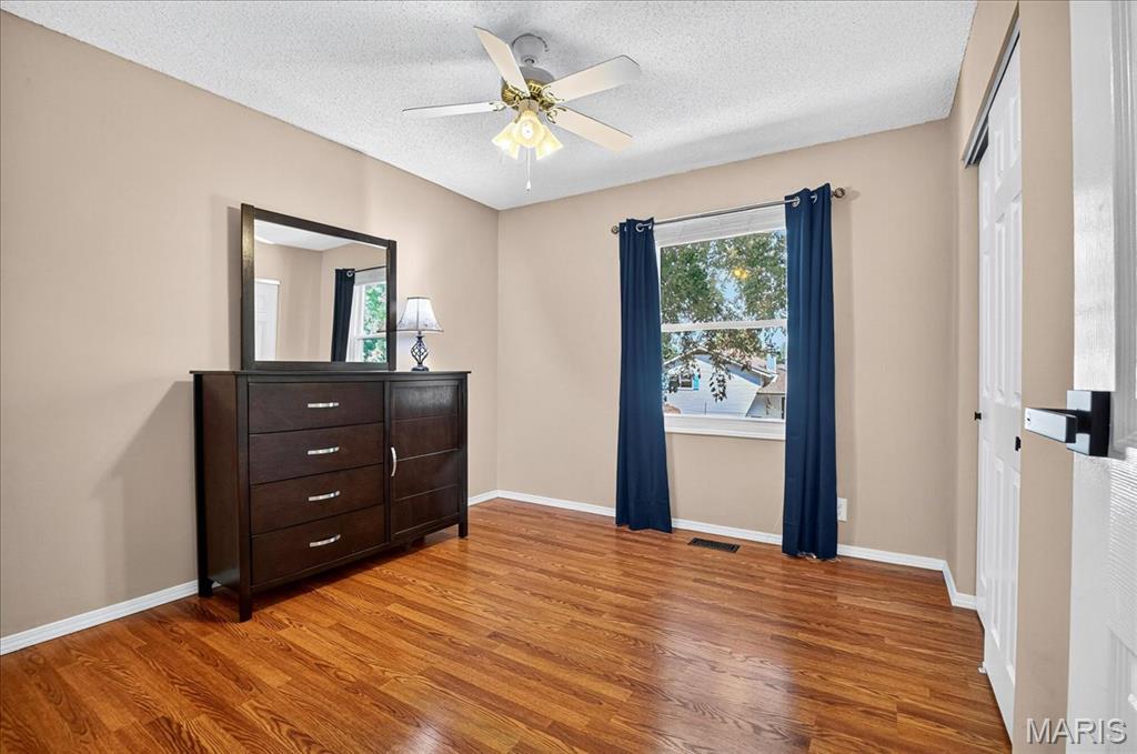 St Peters, Missouri 63376, United States, 4 Bedrooms Bedrooms, ,3 BathroomsBathrooms,Residential,Pending,208295