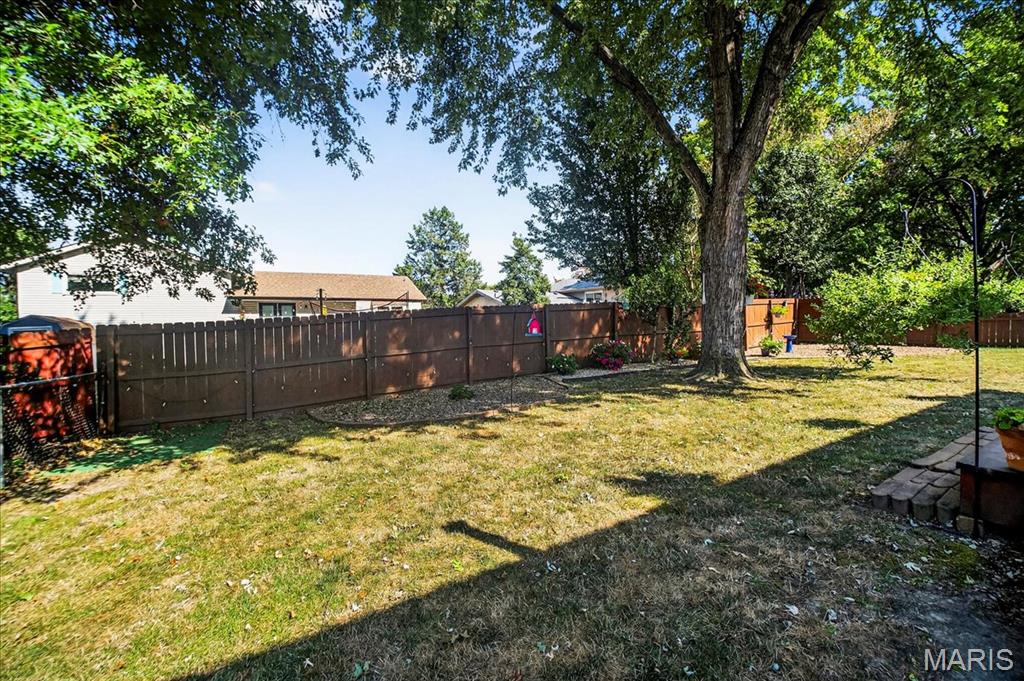 St Peters, Missouri 63376, United States, 4 Bedrooms Bedrooms, ,3 BathroomsBathrooms,Residential,Pending,208295