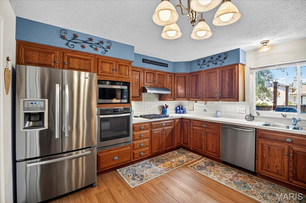 St Peters, Missouri 63376, United States, 4 Bedrooms Bedrooms, ,3 BathroomsBathrooms,Residential,Pending,208295