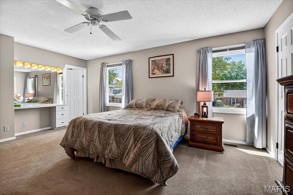 St Peters, Missouri 63376, United States, 4 Bedrooms Bedrooms, ,3 BathroomsBathrooms,Residential,Pending,208295