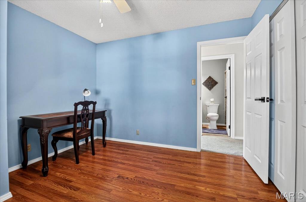 St Peters, Missouri 63376, United States, 4 Bedrooms Bedrooms, ,3 BathroomsBathrooms,Residential,Pending,208295