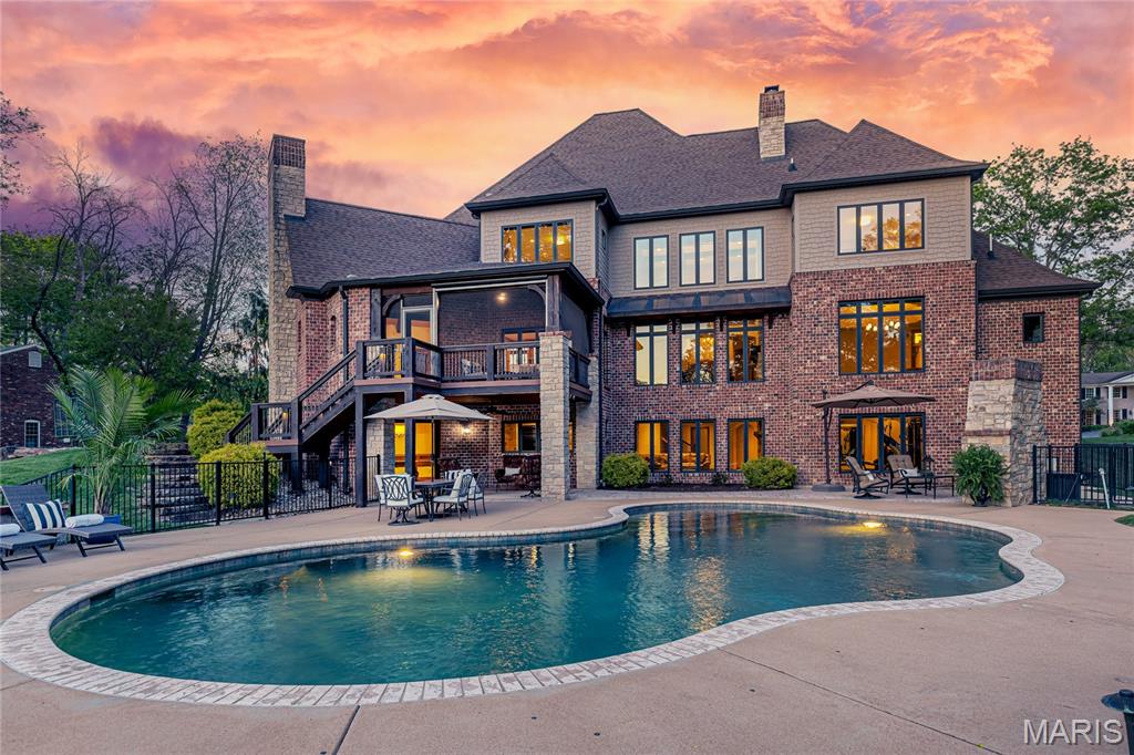 1015 Claymark Drive