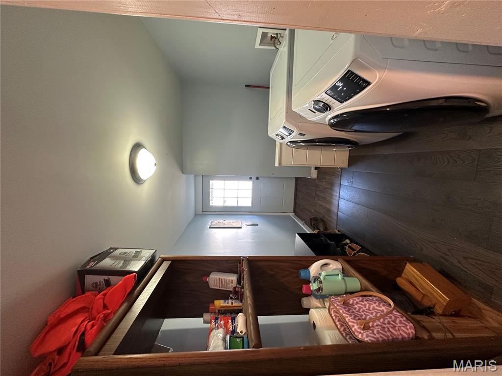 Mary L Smith - Residential