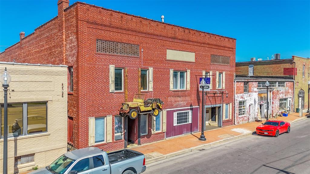 105 N Coal Street