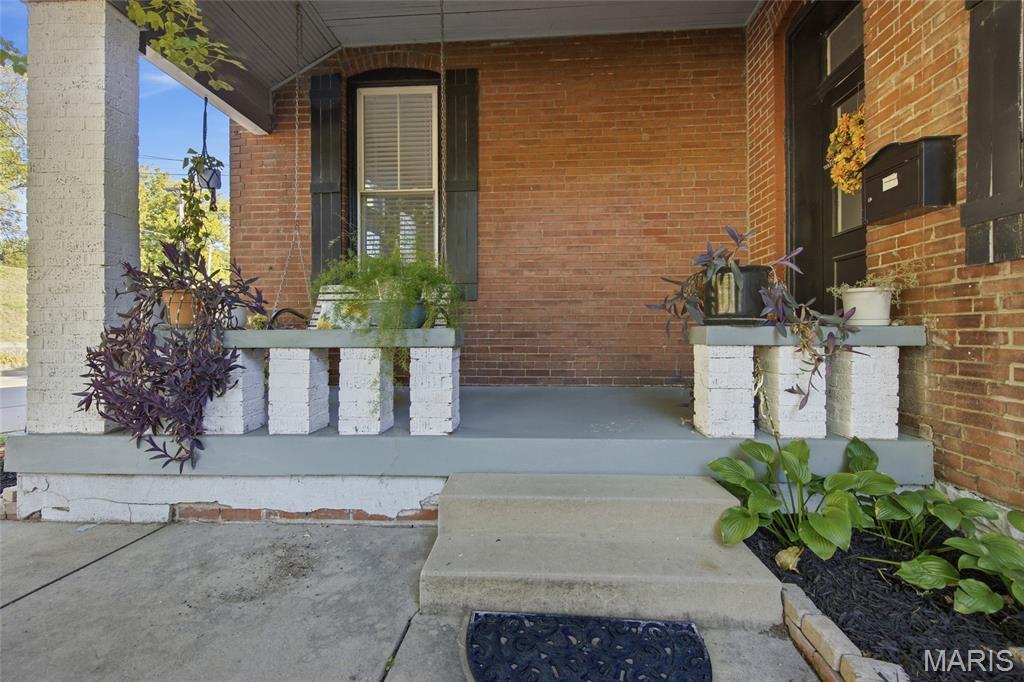 1216 N 5th Street