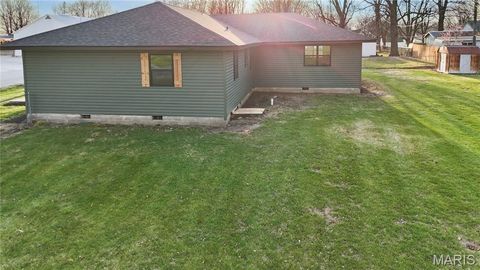 Tiny photo for 905 W Maple Street, Bowling Green, MO 63334 (MLS # 26018552)