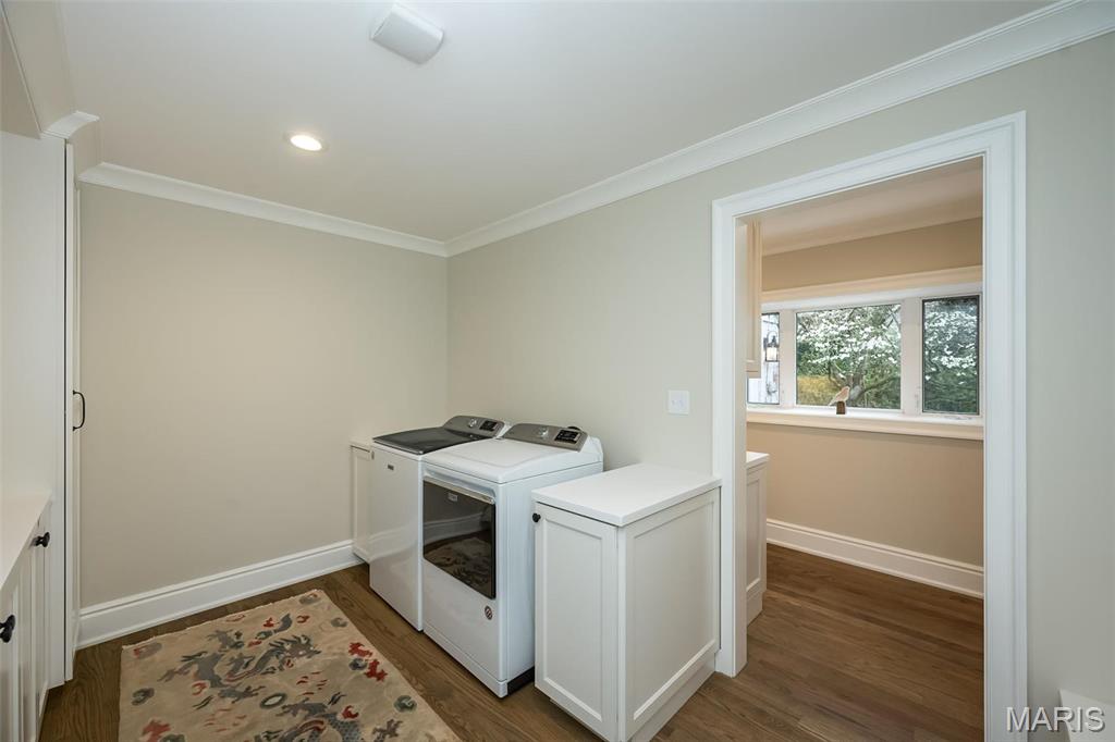 Summit Tr - Residential