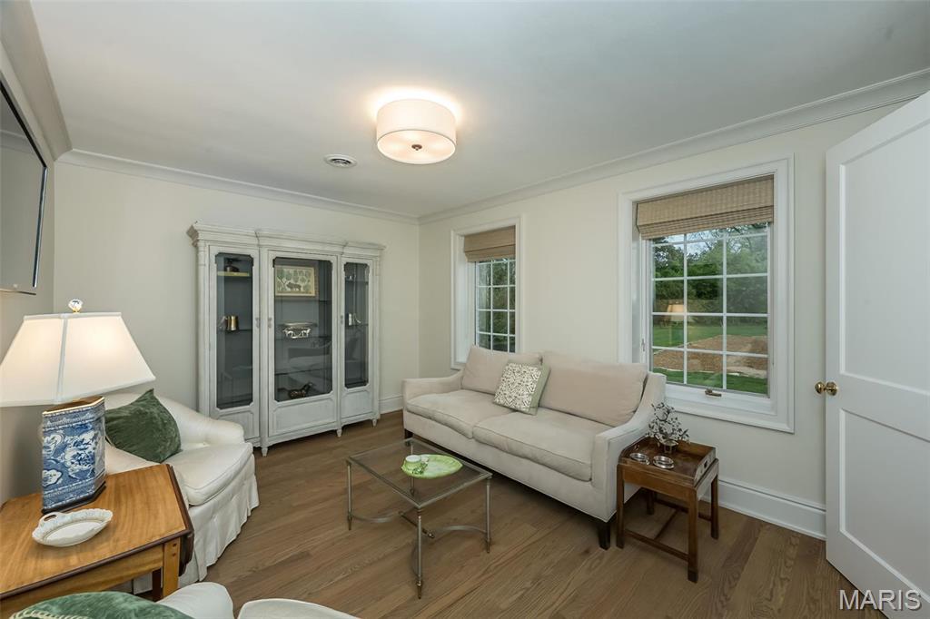 Summit Tr - Residential